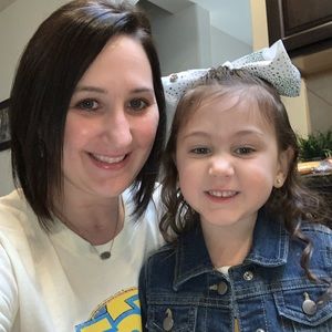 Meet your Posher, Stephanie